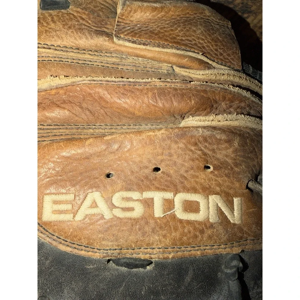 Easton Baseball Catchers Mitt Glove NAT22 Natural Series Right Hand Throw‎ RHT